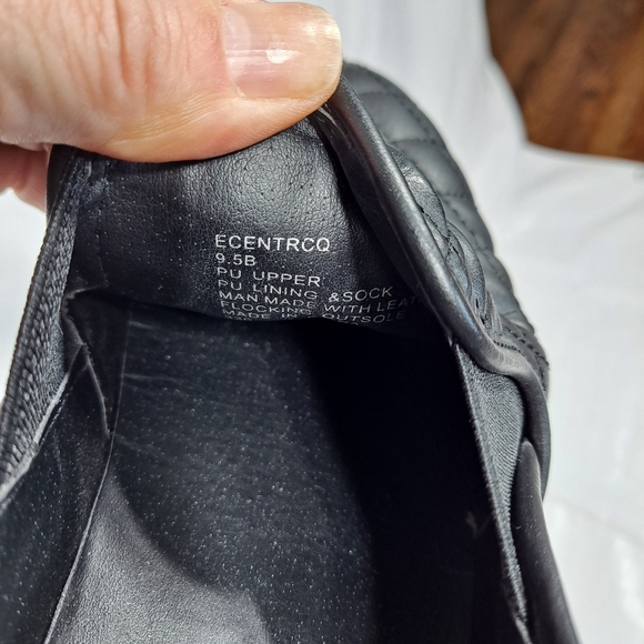 Steve Madden Black ECENTRCQ Leather Loafers - Picture 5 of 6